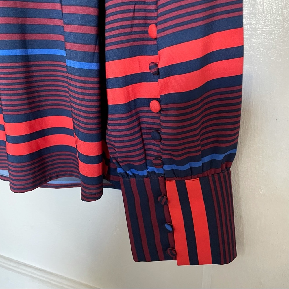 Express | Long Sleeve Top - Picture 2 of 4